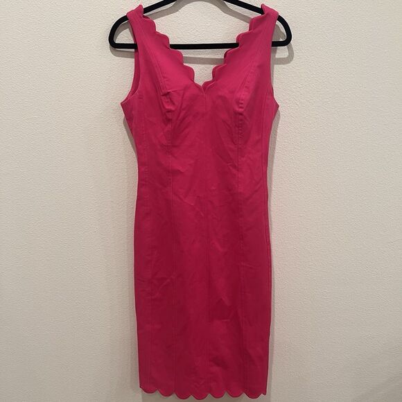 Banana Republic Dresses & Skirts - Banana Republic FUSCHIA Pink Sz 6 Scallop Edge Bi-Stretch Fitted Sheath Dress